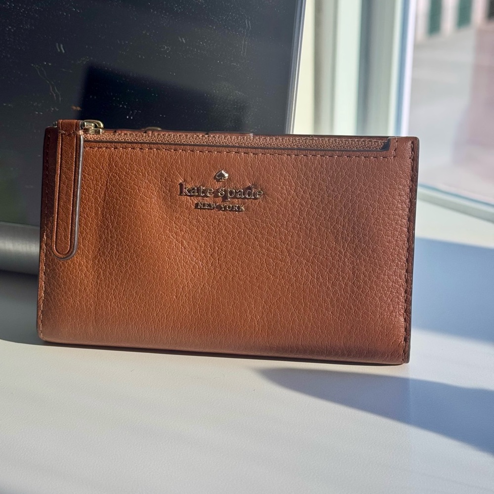 Kate Spade Brown Wallet - Picture 2 of 11